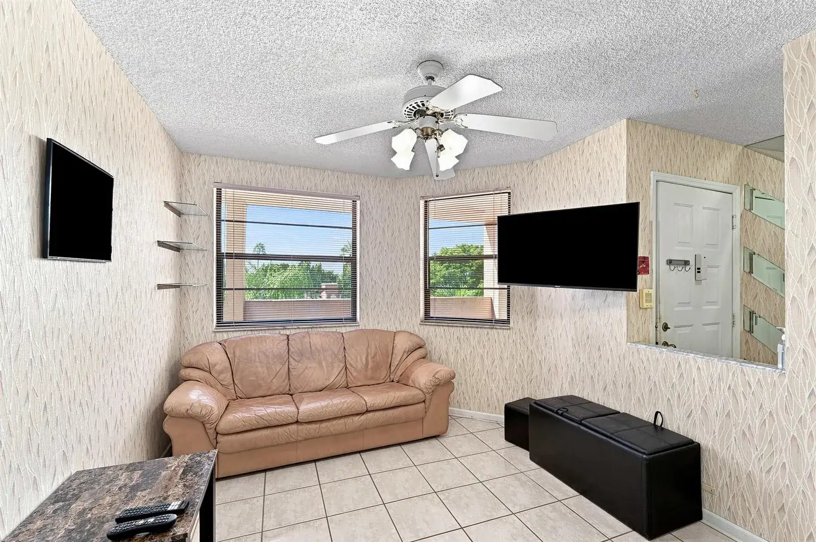7254 FAIRFAX Drive # 304, Tamarac FL 33321 photo 4
