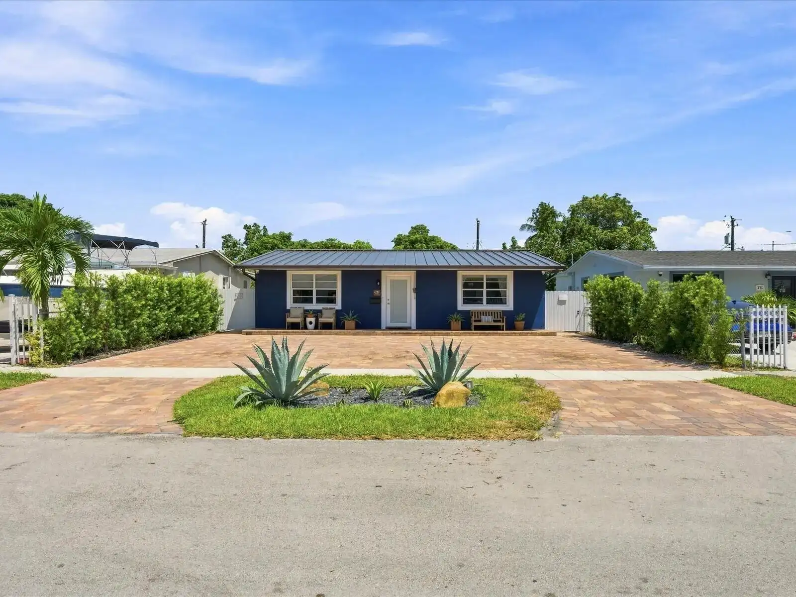 363 E 62ND Street, Hialeah FL 33013 photo 2