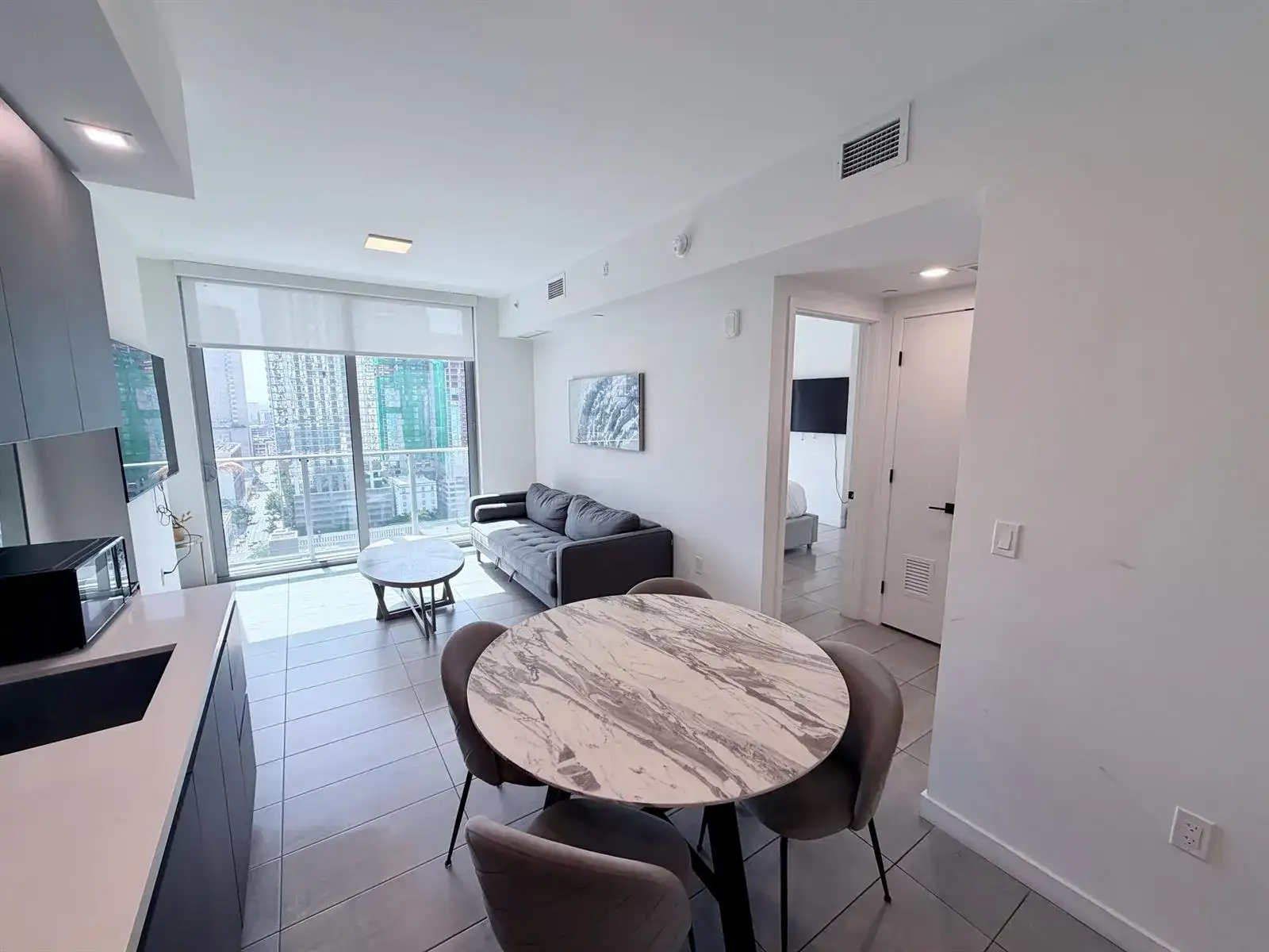 227 NE 2nd Street Unit 1903, Miami FL 33132 photo 4