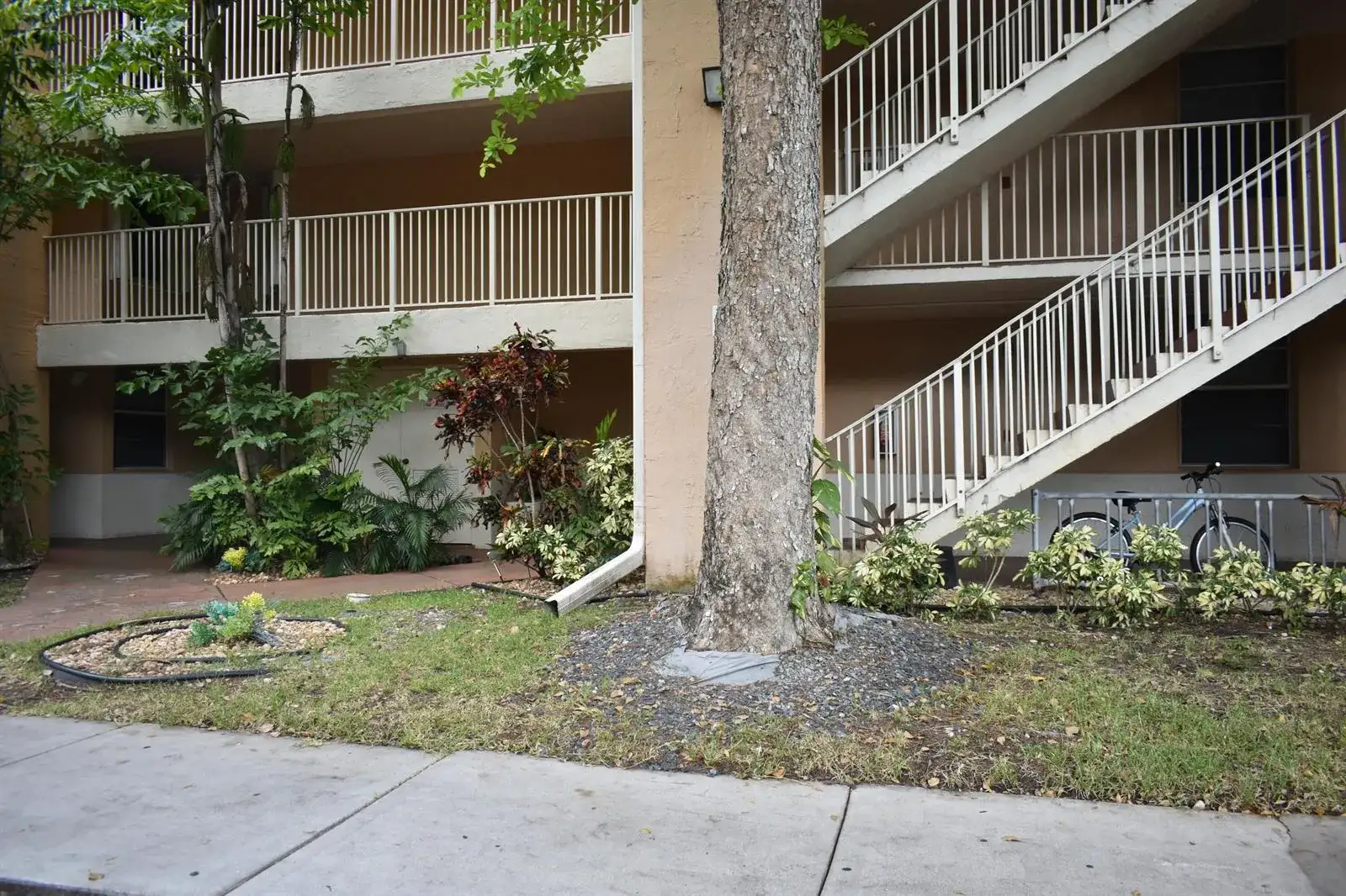 8298 NW 24TH Street, Coral Springs FL 33065 photo 4
