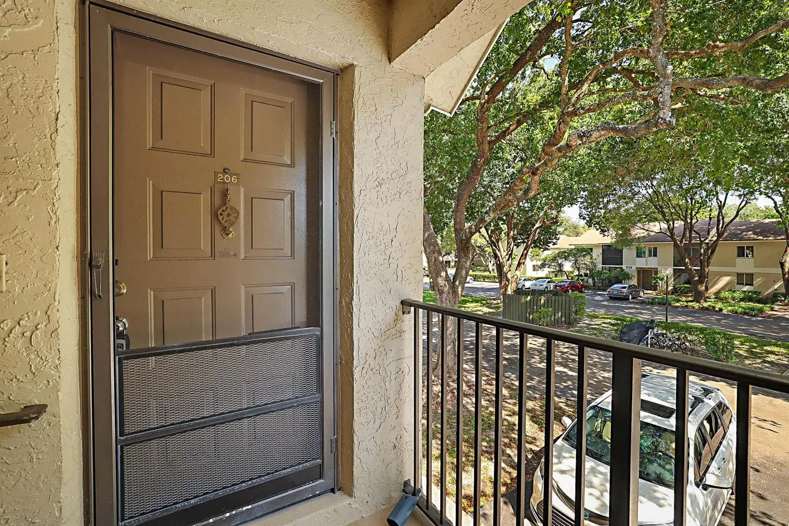 719 GARDENS Drive # 206, Pompano Beach FL 33069 photo 2