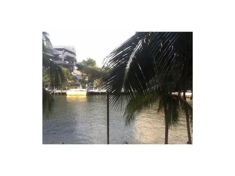 31 SE 5TH Street # 202, Miami FL 33131 photo 4