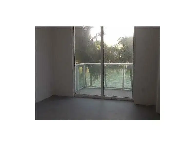 31 SE 5TH Street # 202, Miami FL 33131 photo 5