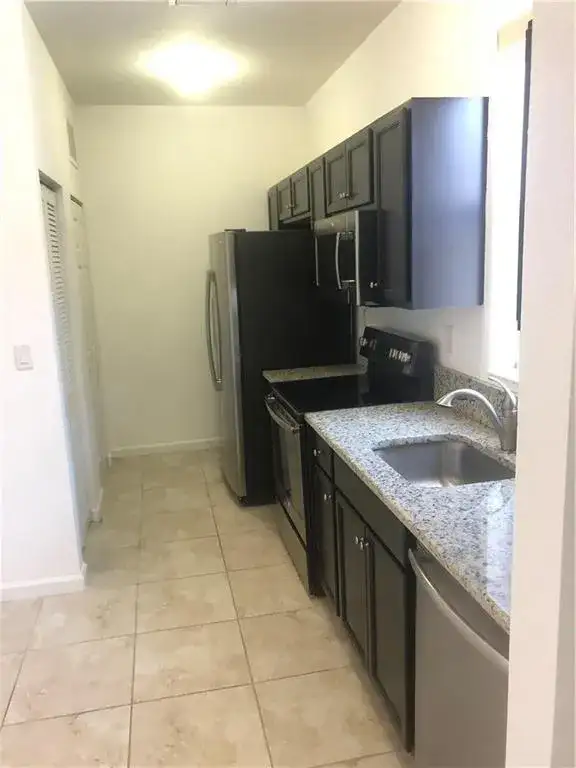 16954 SW 90TH Street, Miami FL 33196 photo 4