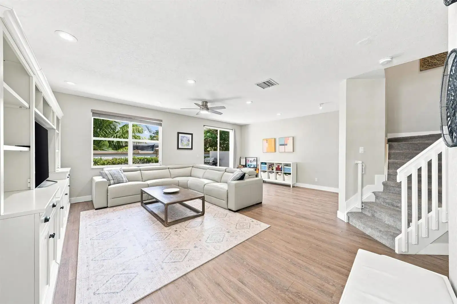 9747 Darlington Place, Cooper City FL 33328 photo 4