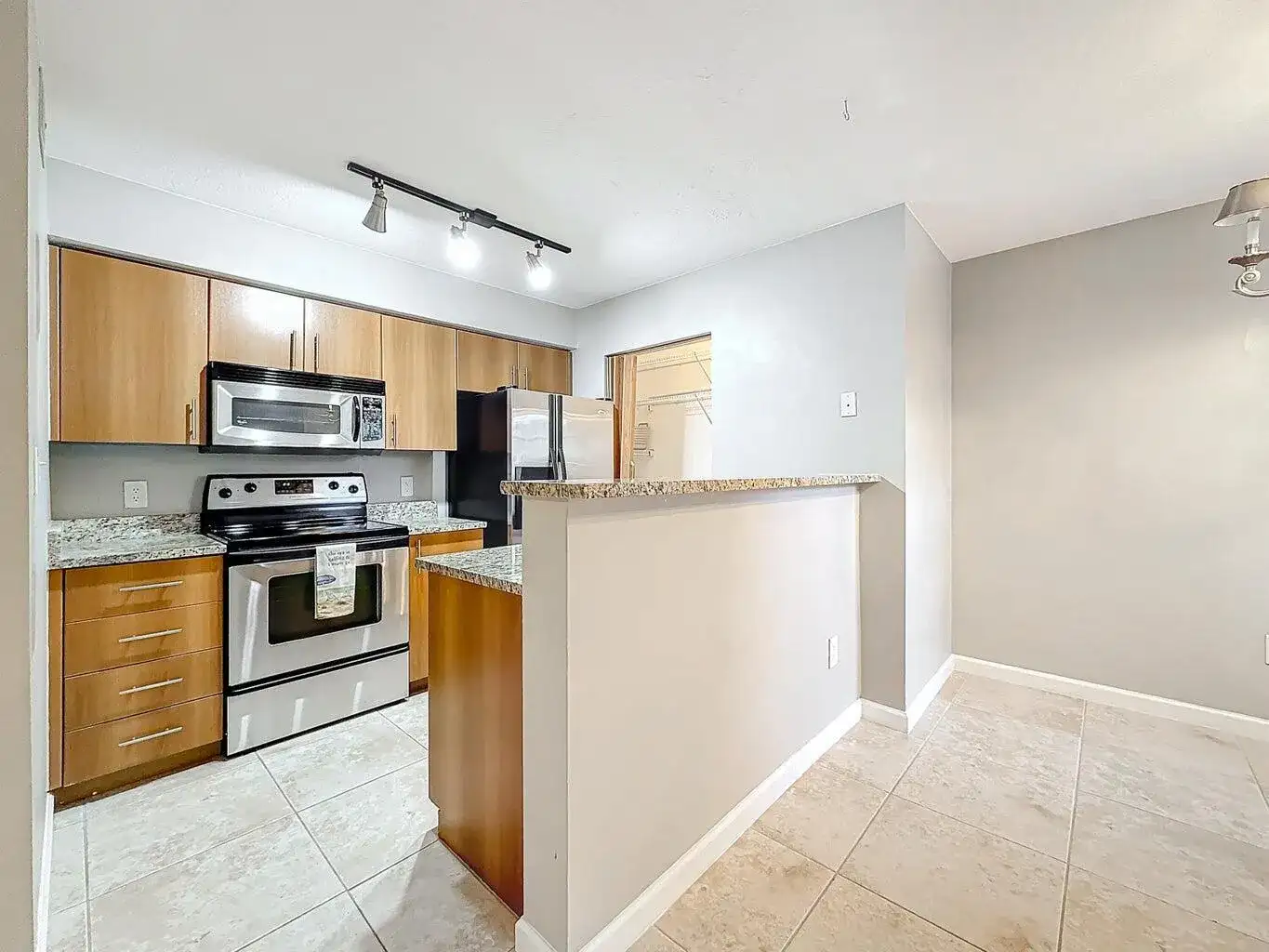 1020 CRYSTAL Way # M, Delray Beach FL 33444 photo 4