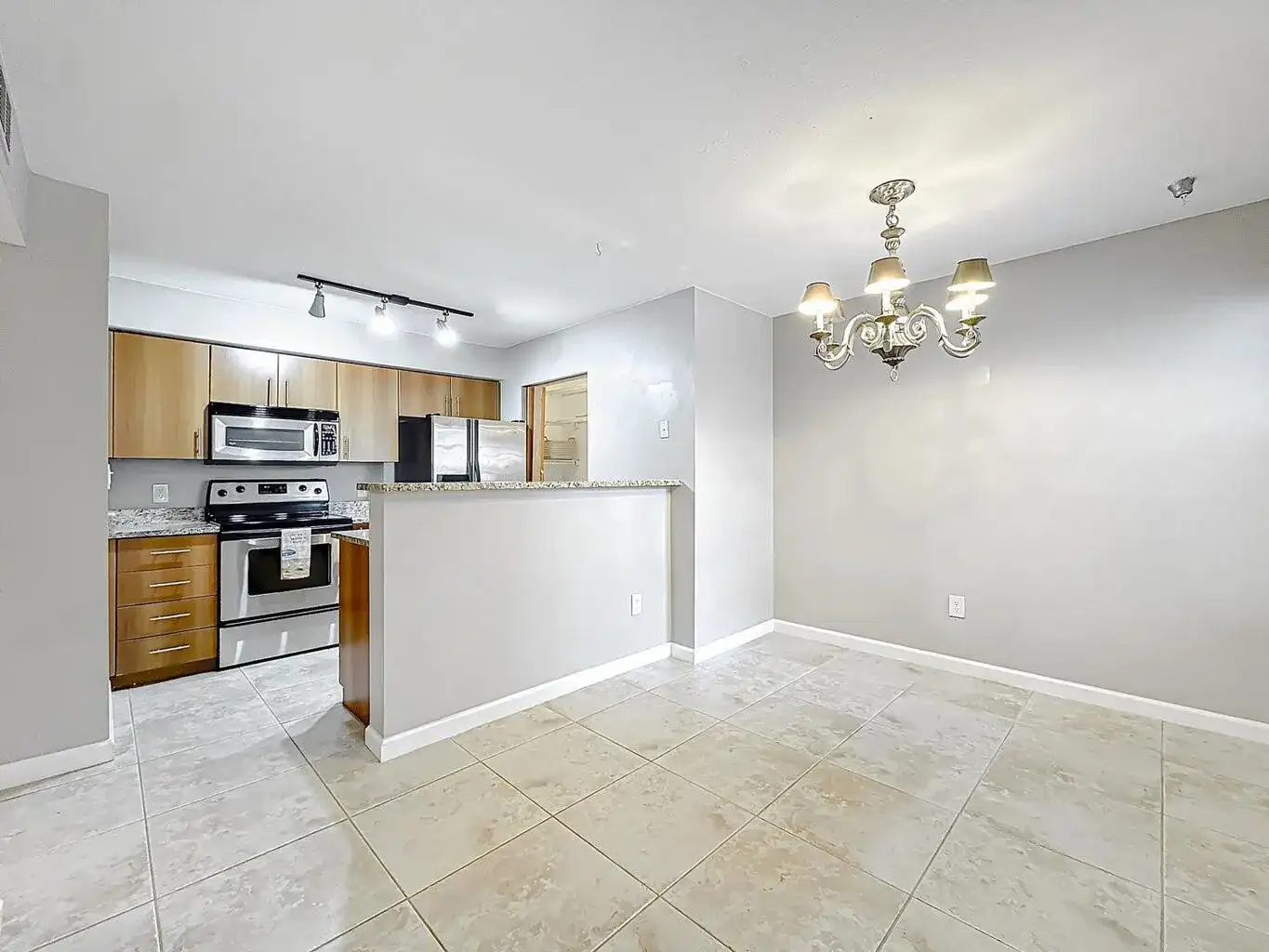 1020 CRYSTAL Way # M, Delray Beach FL 33444 photo 5