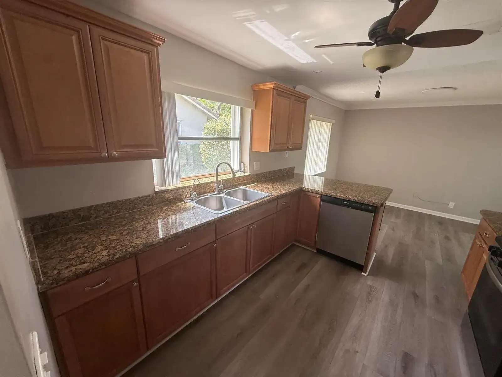 7823 NW 40TH Street, Coral Springs FL 33065 photo 3