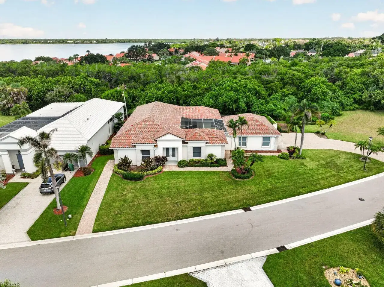 3202 SE BRAEMAR Way, Port St. Lucie FL 34952 photo 3