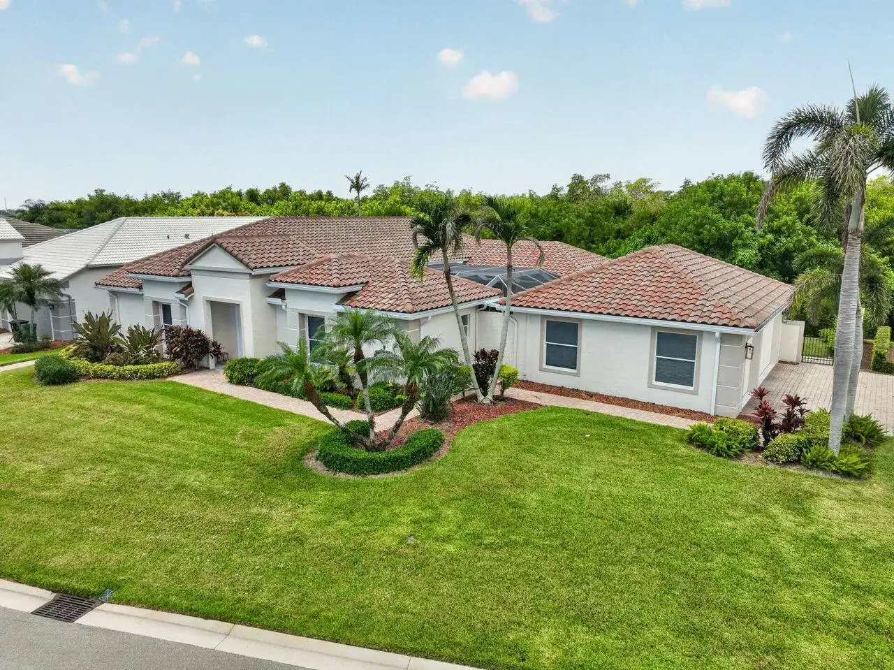 3202 SE BRAEMAR Way, Port St. Lucie FL 34952 photo 5