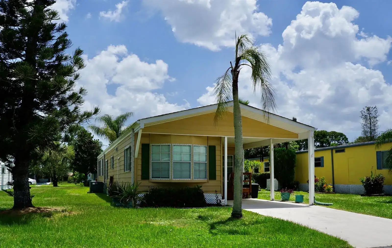 21 SE Iberian Lane, Port St. Lucie FL 34952 photo 3