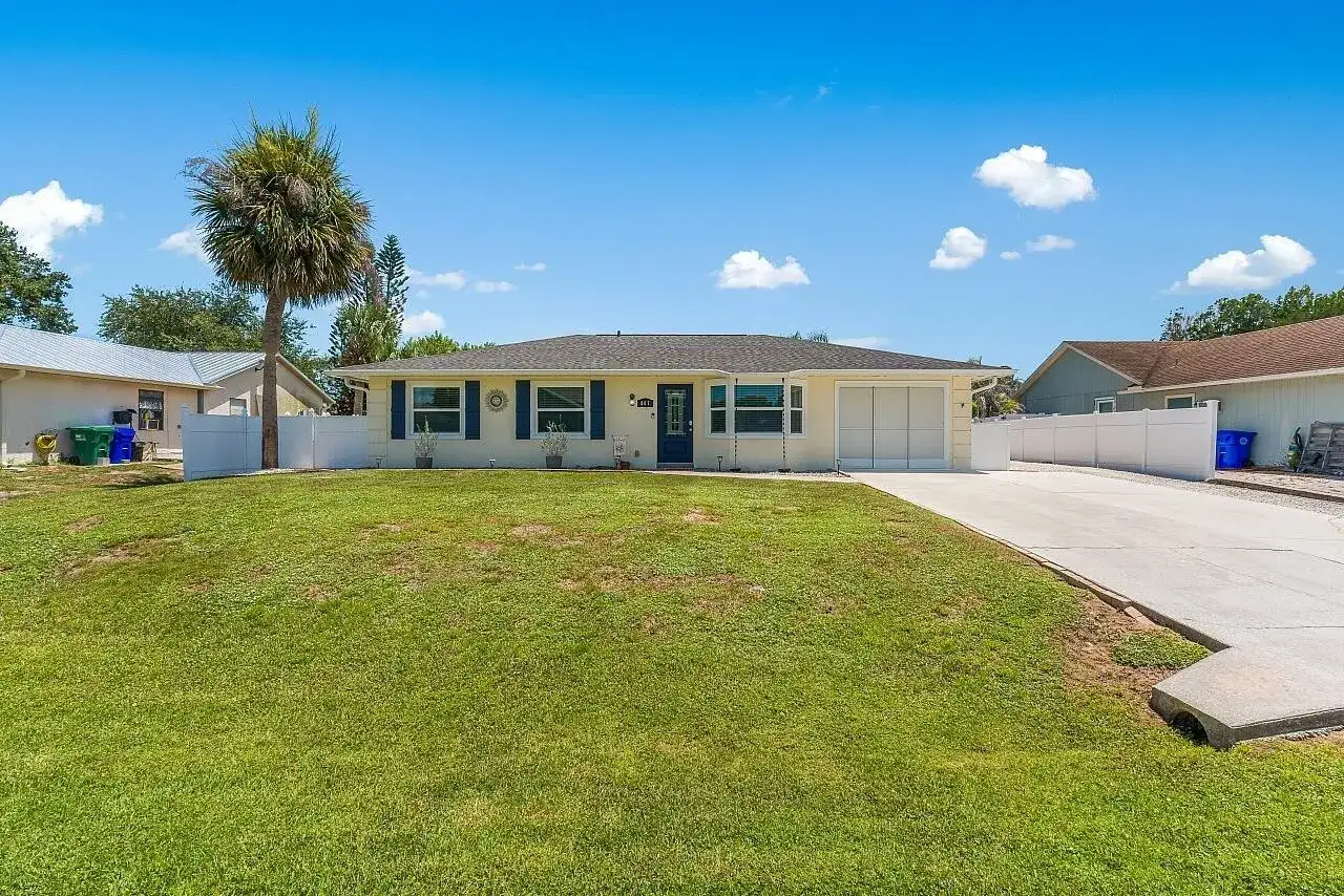 867 CLEARMONT Street, Sebastian FL 32958 photo 4