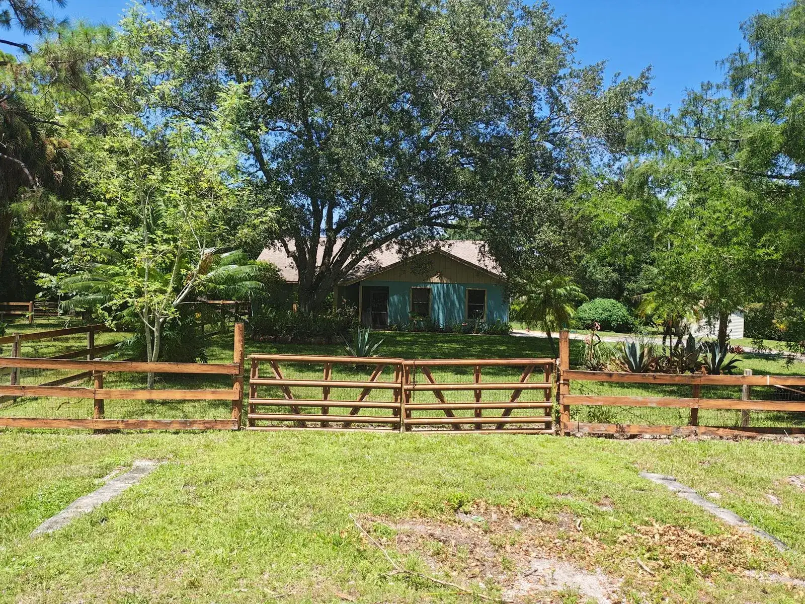 13881 42nd Road N, West Palm Beach FL 33411 photo 2
