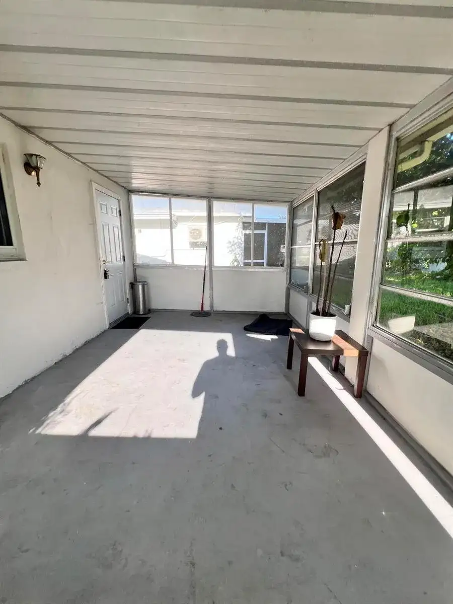 6711 NW 72nd Street, Tamarac FL 33321 photo 5