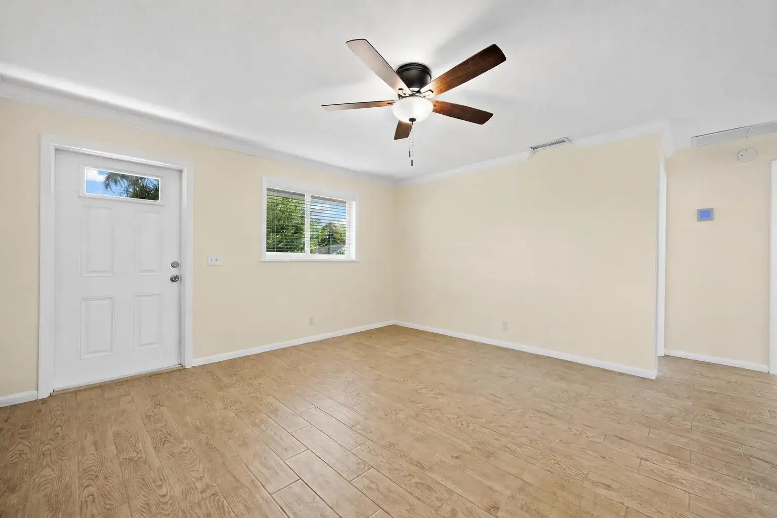 260 JENNINGS Avenue # 262, FL 33463 photo 3