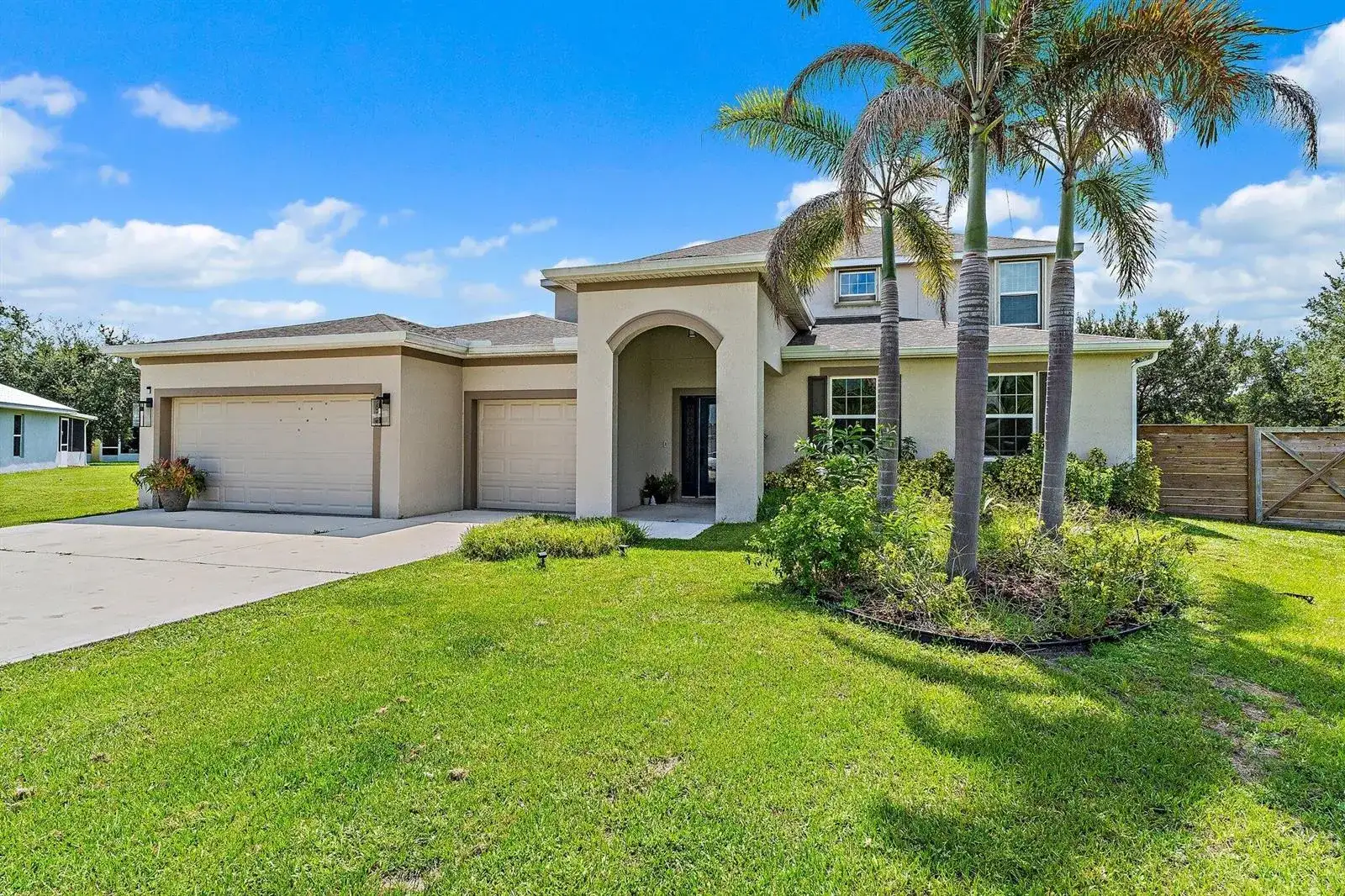 5648 NW LORNA Court, Port St. Lucie FL 34986 photo 2