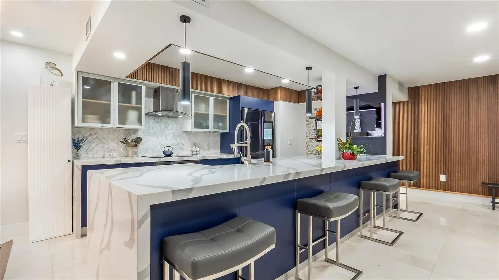 1410 Sheridan Street # 7I, Hollywood FL 33020 photo 2