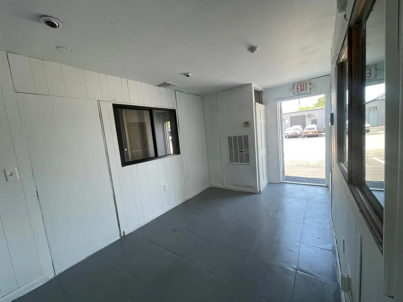 821 NW 45th Street, Oakland Park FL 33309 photo 2