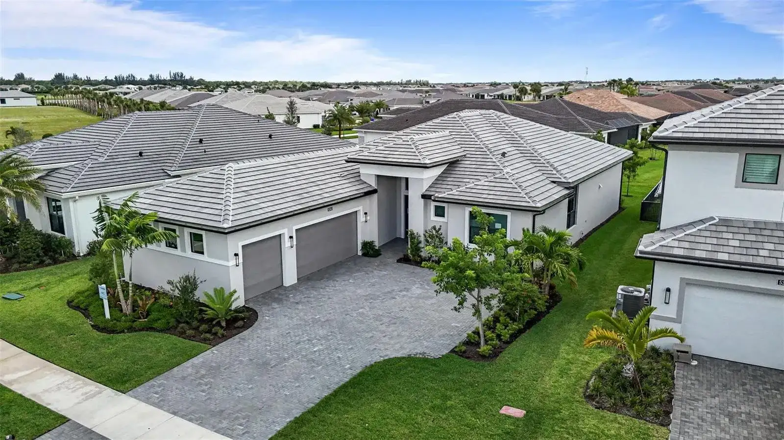 5303 Saint Armands Way, Westlake FL 33470 photo 2
