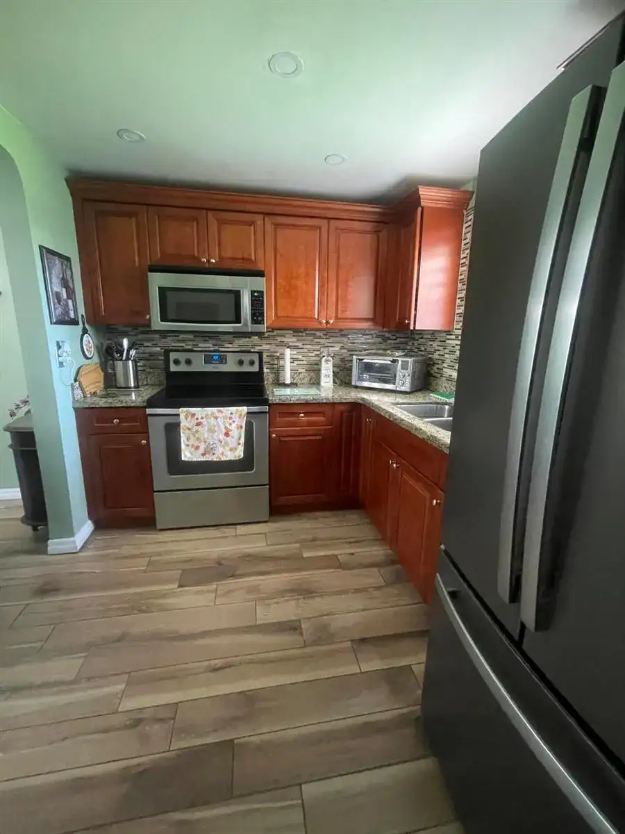 702 Lori Drive # 195, Palm Springs FL 33461 photo 2