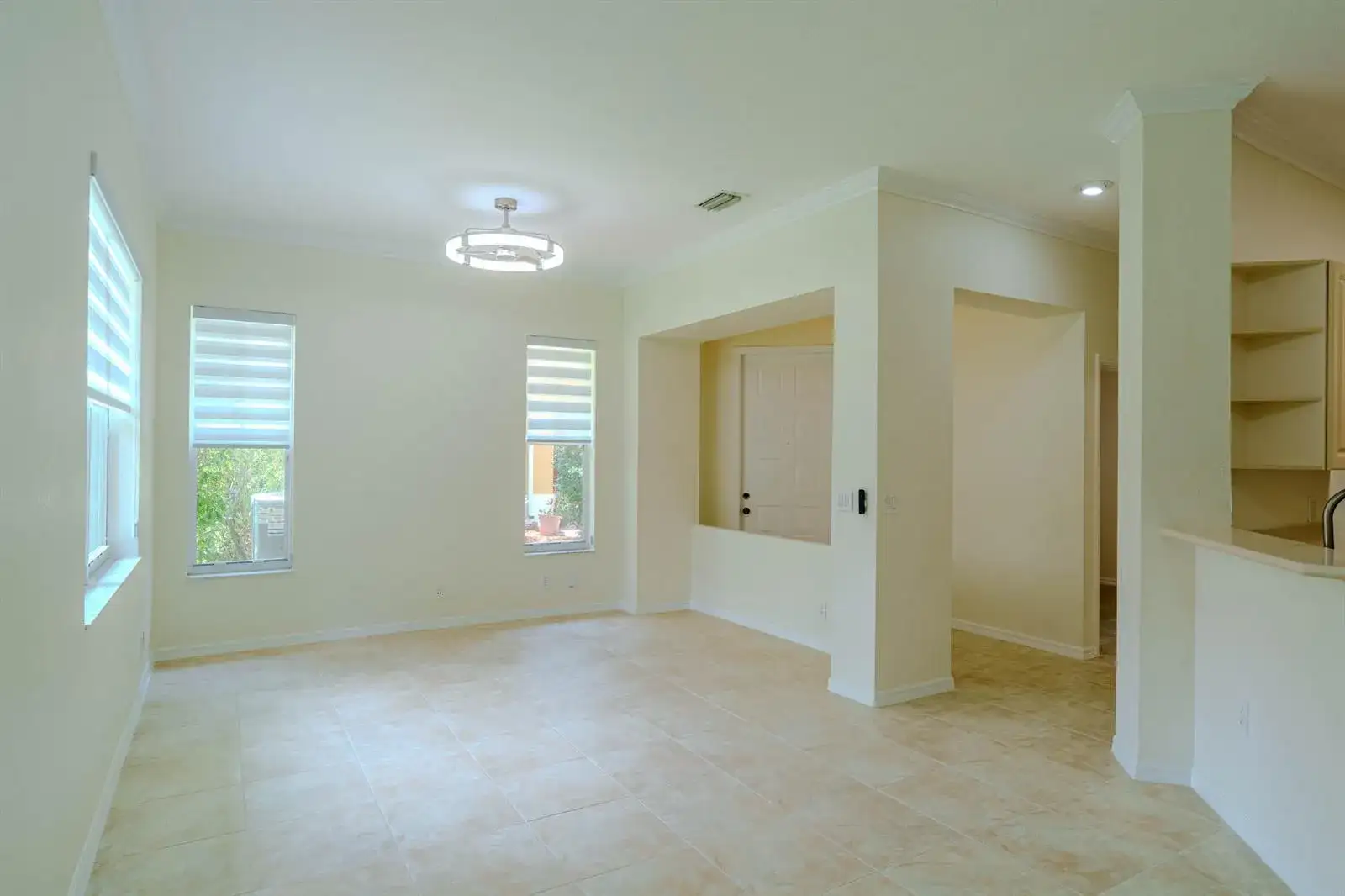 5733 NW 119th Drive, Coral Springs FL 33076 photo 4