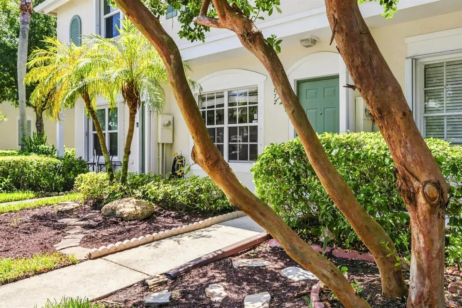 9872 NW 56th Place, Coral Springs FL 33076 photo 2