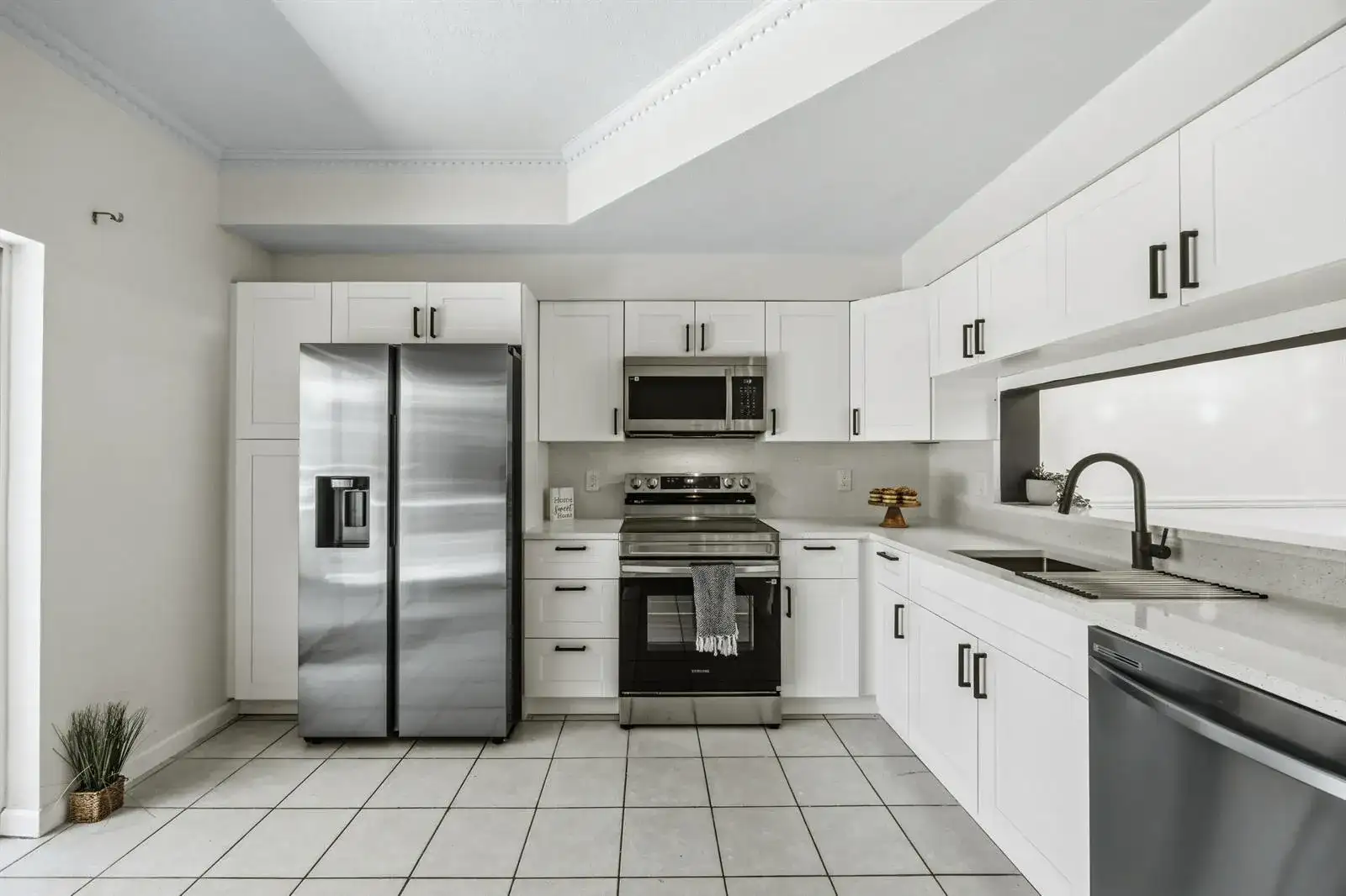 9872 NW 56th Place, Coral Springs FL 33076 photo 5
