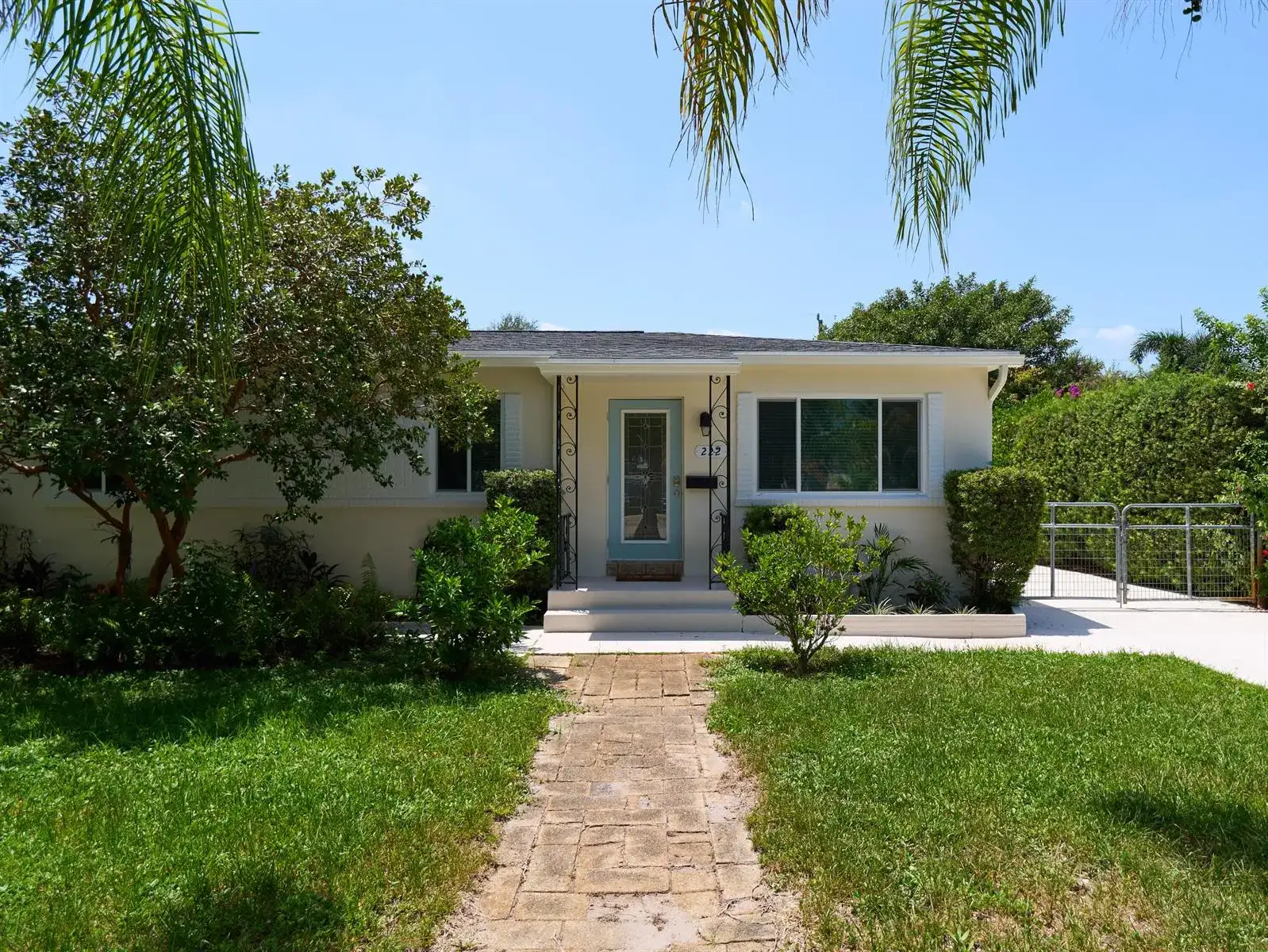 222 Bayberry Drive, Lake Park FL 33403 photo 3