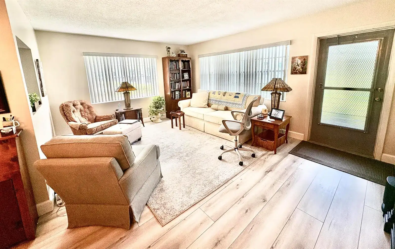 140 WINDSOR G, West Palm Beach FL 33417 photo 2