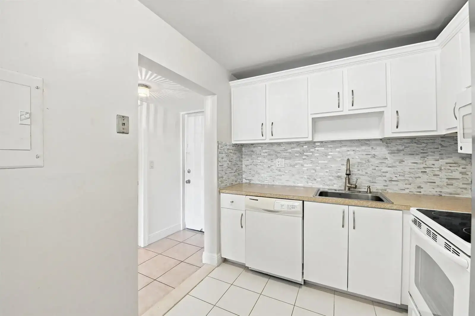 9300 SW 8th Street # 219, Boca Raton FL 33428 photo 3
