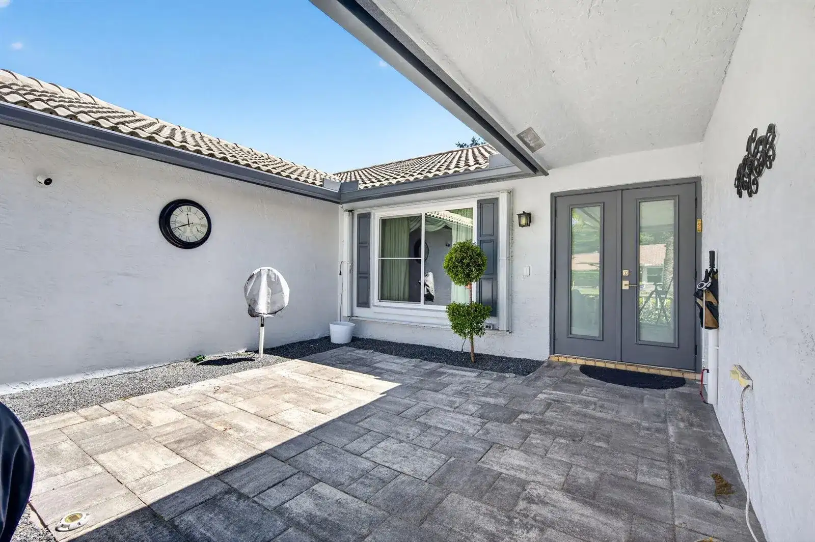 5417 NW 83rd Way, Coral Springs FL 33067 photo 3