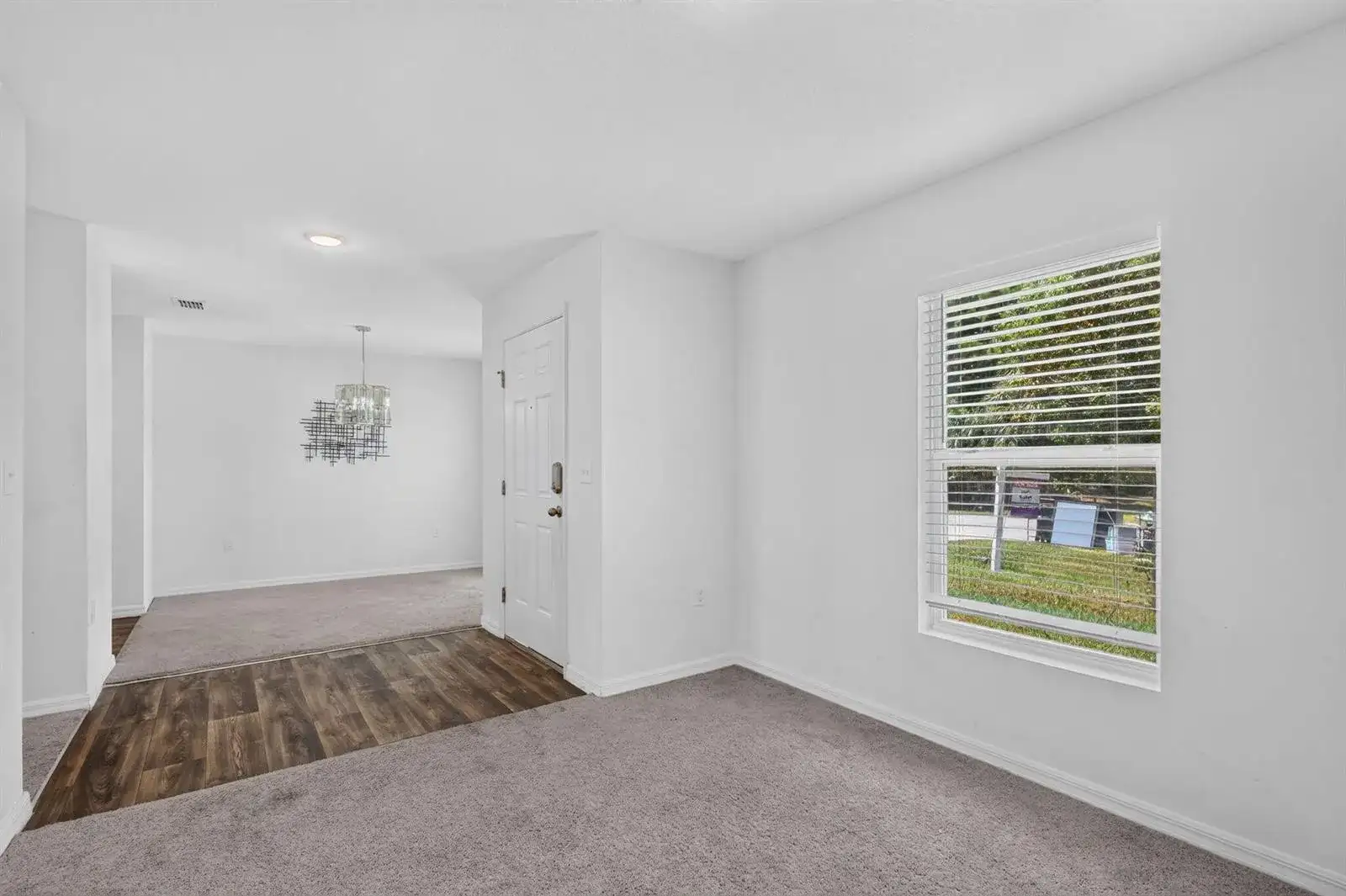 2078 SE JOYNER Circle, Port St. Lucie FL 34952 photo 3