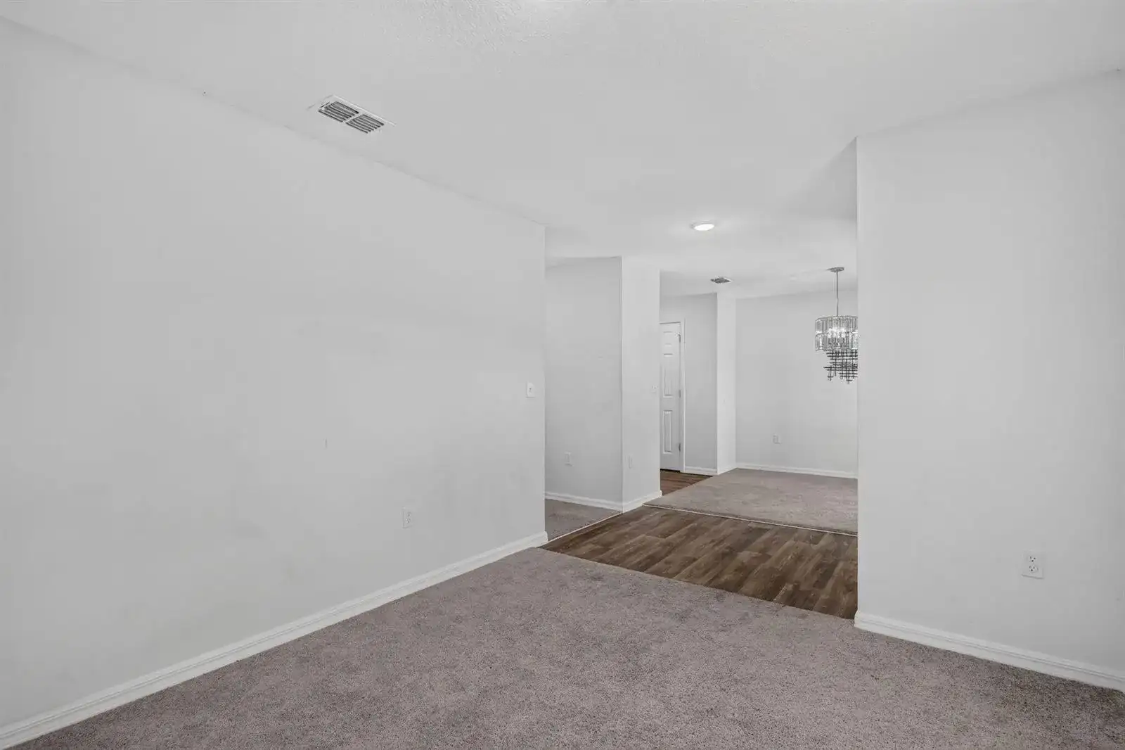 2078 SE JOYNER Circle, Port St. Lucie FL 34952 photo 4