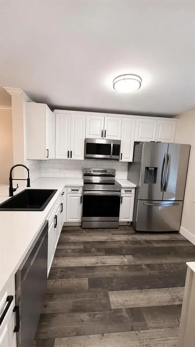 761 NW 106th Avenue, Pembroke Pines FL 33026 photo 2