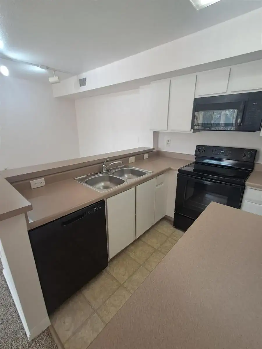 171 SW PALM Drive # 203, Port St. Lucie FL 34986 photo 4