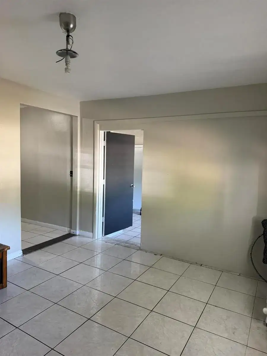 123 SW 22ND Avenue, Fort Lauderdale FL 33312 photo 3