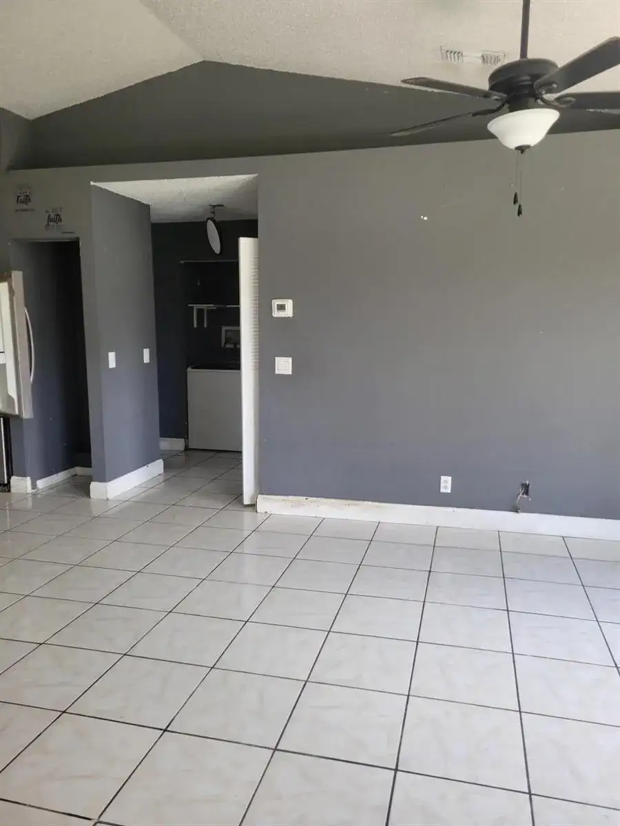 2837 STONEWAY Lane # D, Fort Pierce FL 34982 photo 4