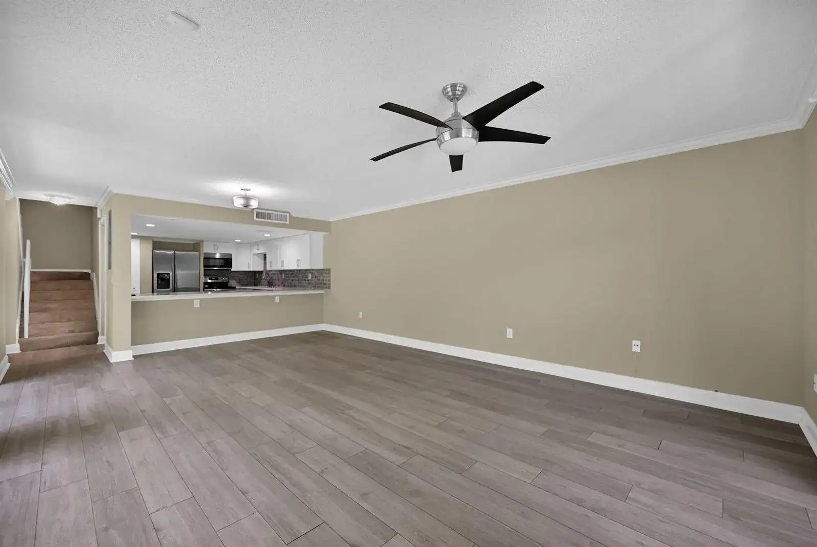 544 NW 98TH Avenue, Plantation FL 33324 photo 3