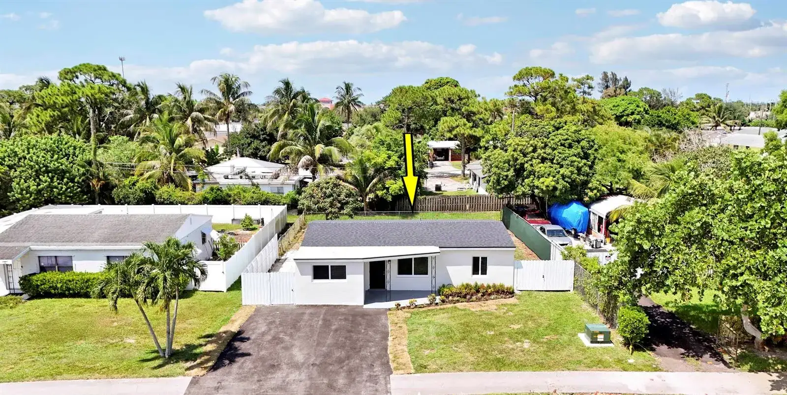 4785 Clinton Boulevard, Lake Worth FL 33463 photo 3
