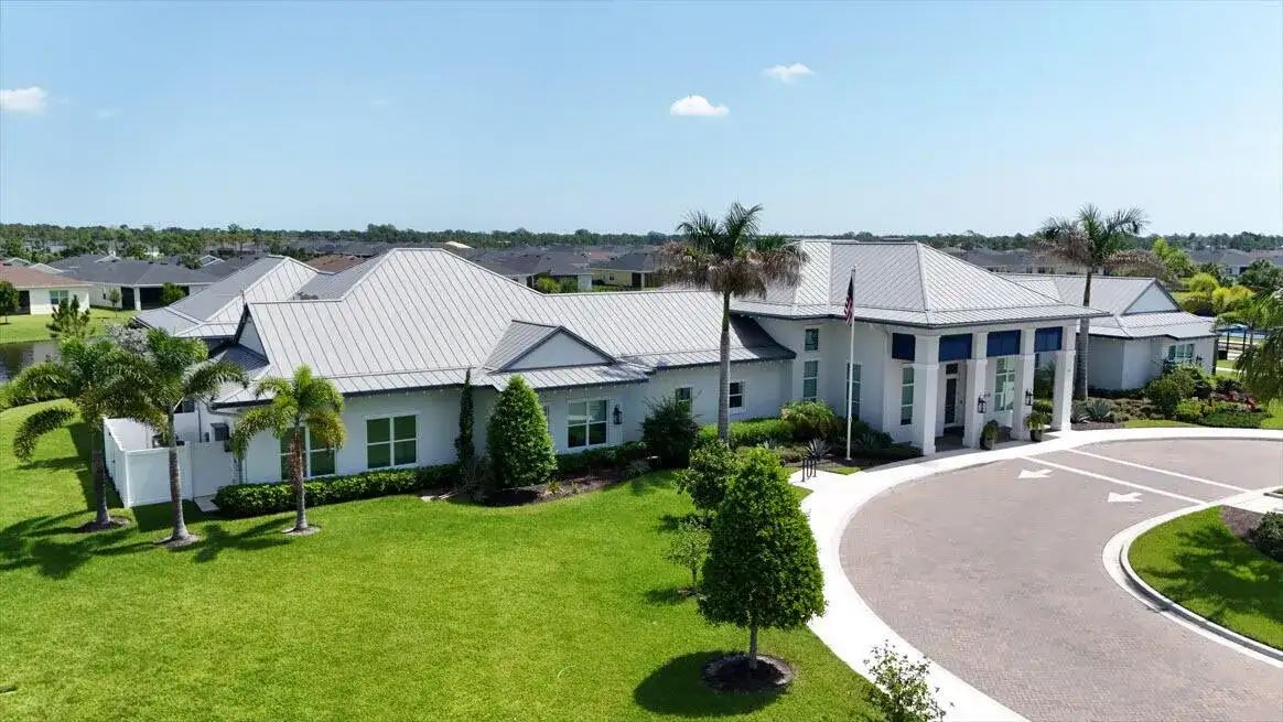 1113 SE CROSSWOOD Way, Port St. Lucie FL 34984 photo 3