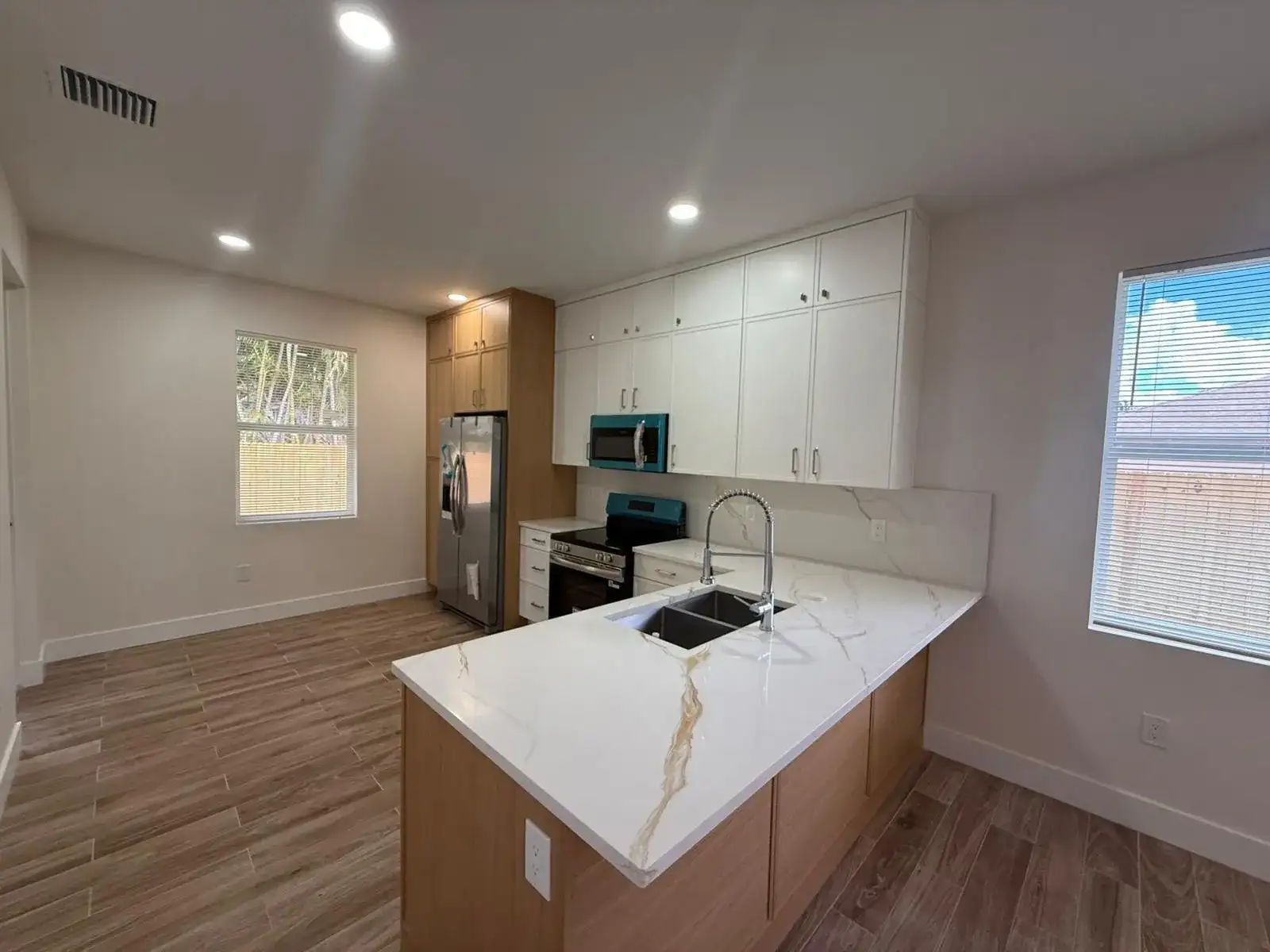 7723 S HAVERHILL ROAD Road, FL 33463 photo 4