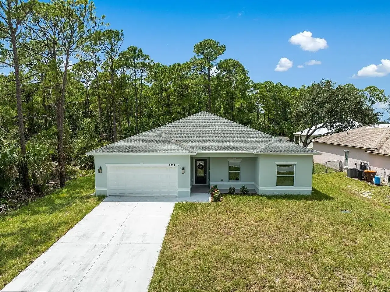 9365 107th Avenue, Vero Beach FL 32967 photo 2