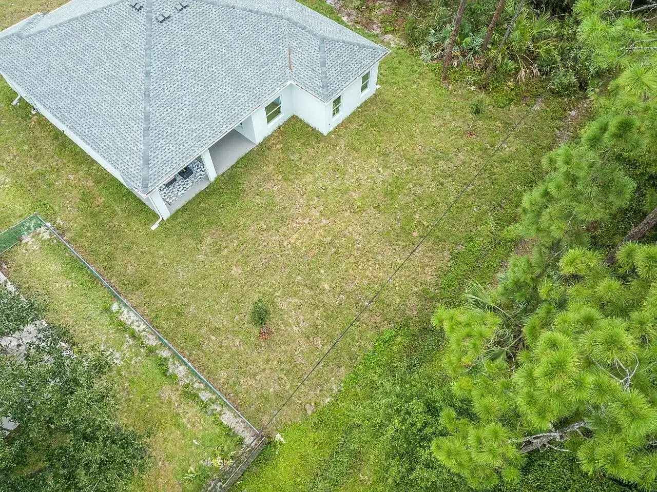 9365 107th Avenue, Vero Beach FL 32967 photo 4
