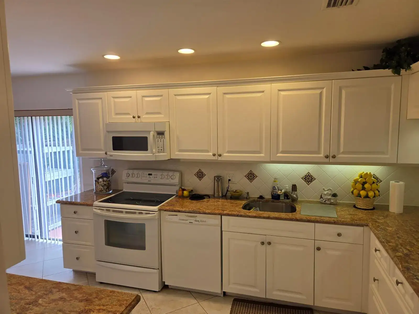 61 EASTGATE Drive # A, Boynton Beach FL 33436 photo 3