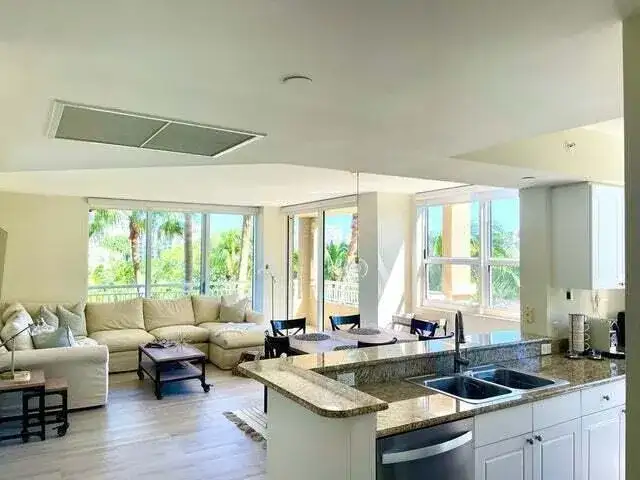 19501 W Country Club Drive # 414, Aventura FL 33180 photo 2