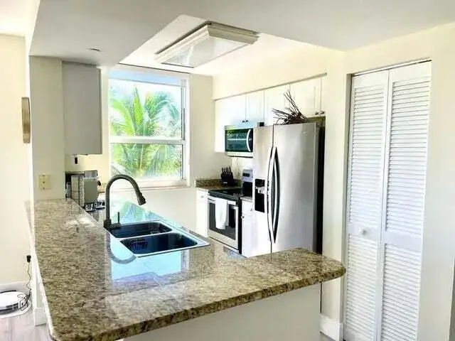 19501 W Country Club Drive # 414, Aventura FL 33180 photo 3