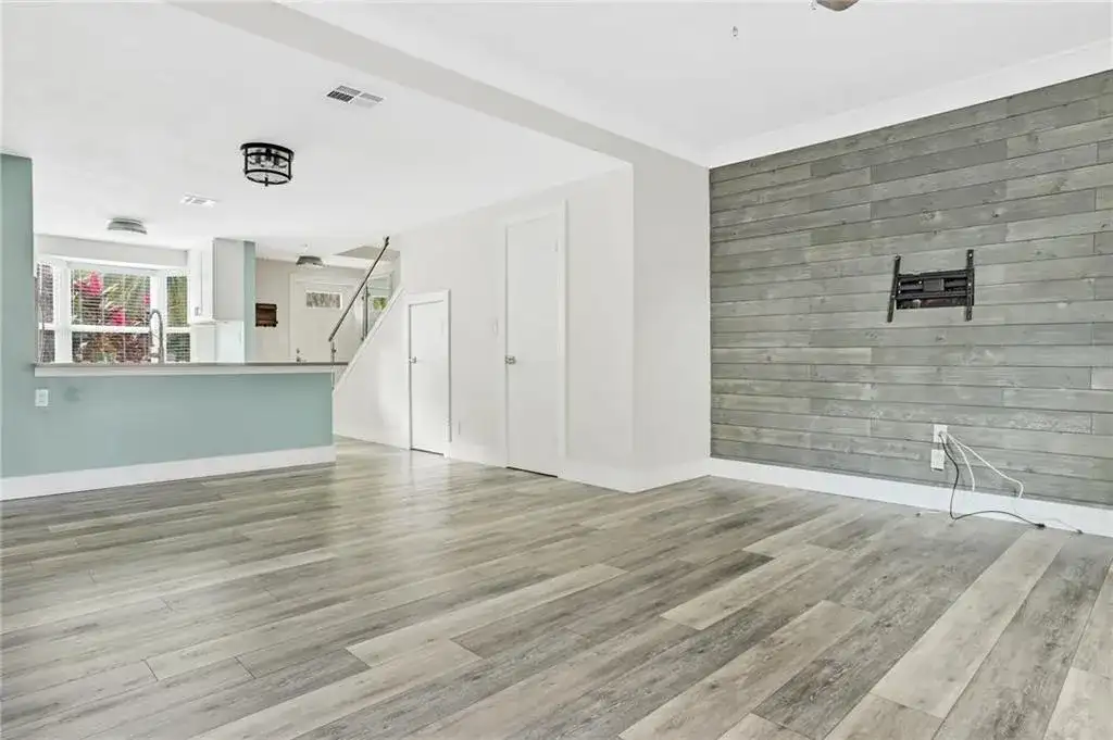 1861 NE 15TH Avenue, Fort Lauderdale FL 33305 photo 4