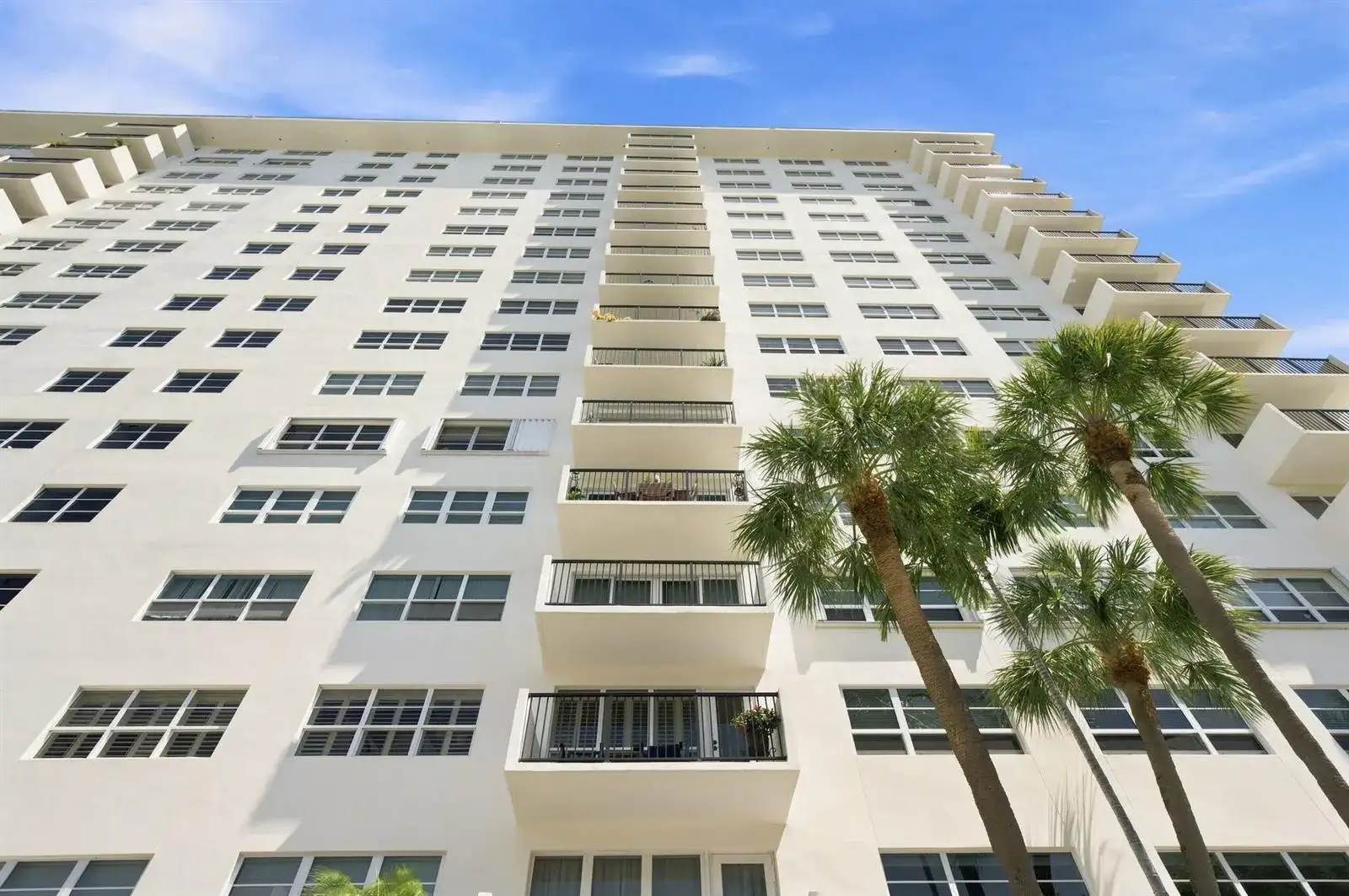 340 Sunset Drive # 405, Fort Lauderdale FL 33301 photo 3