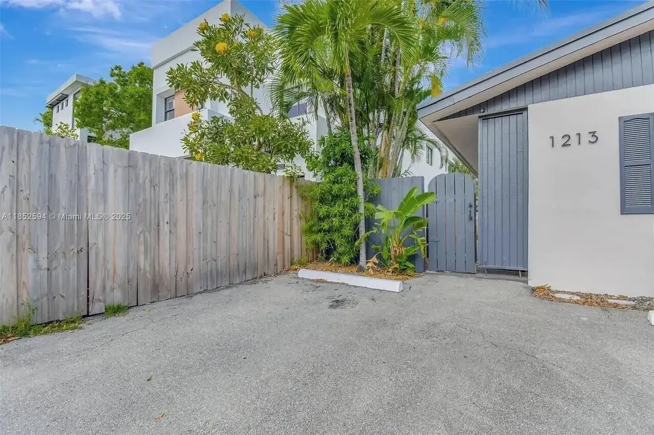 1213 SE 1st Street # 4, Fort Lauderdale FL 33301 photo 3