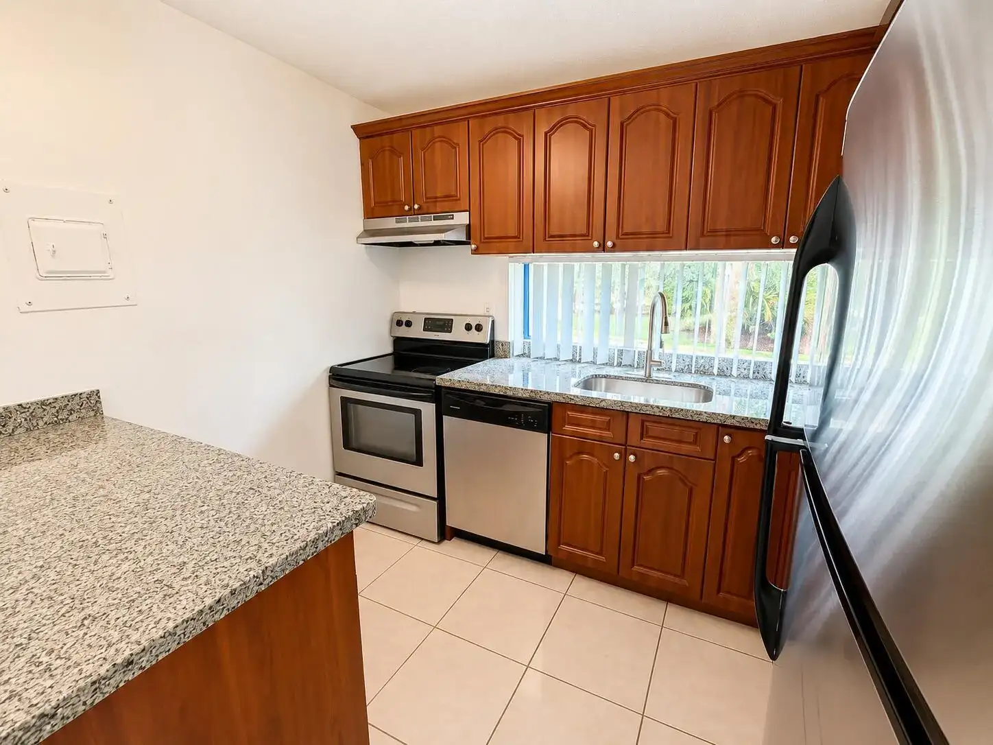 17021 N Bay Road Unit 126, Sunny Isles Beach FL 33160 photo 2